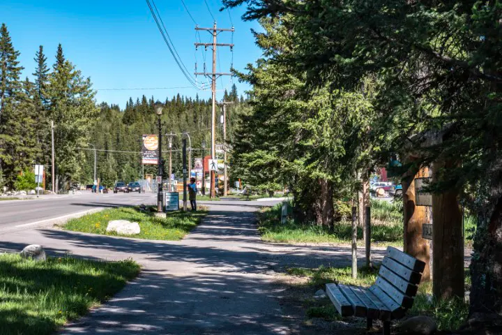 Bragg Creek Lux community in Calgary